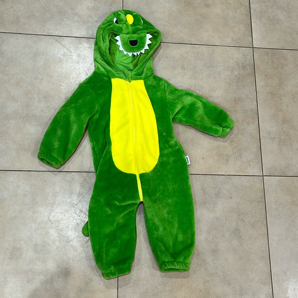 Boys dinosaur overall, thick, size 24 month, great condition